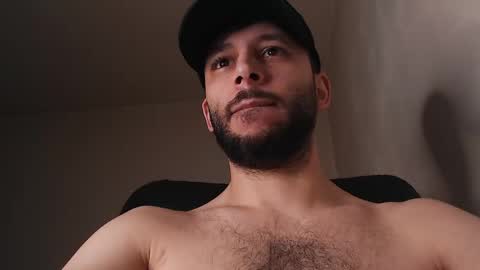 HenryAxe online show from April 26, 1:52 pm