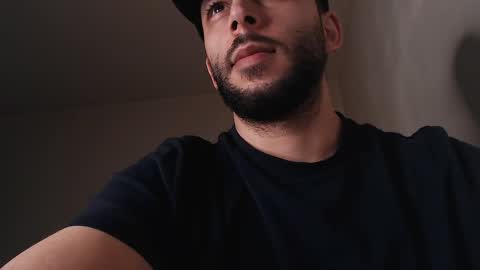 HenryAxe online show from April 25, 12:41 pm