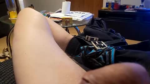 Henrybones online show from October 27, 6:10 pm