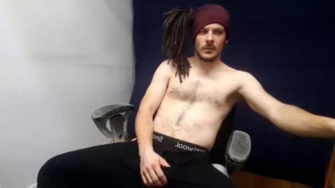 Snapshot of herbigo4 chatting on December 14, 7:46 pm herbigo88 snaap online show from December 14, 7:46 pm