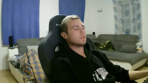 John Pearl online show from March 13, 8:04 pm