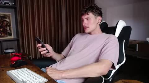 Gregblonde  Alextattoo online show from November 18, 1:31 am