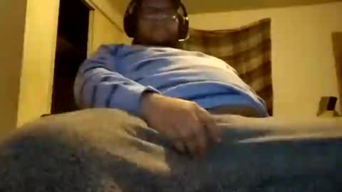 Hereforbootyyyy online show from March 8, 8:40 am