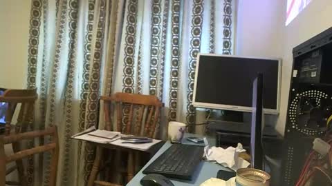 Snapshot of hermeneutika chatting on December 27, 9:06 am mature online show from December 27, 9:06 am