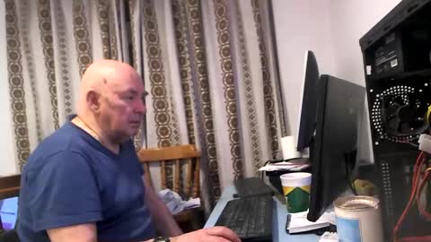 Snapshot of hermeneutika chatting on February 28, 2:53 am mature online show from February 28, 2:53 am