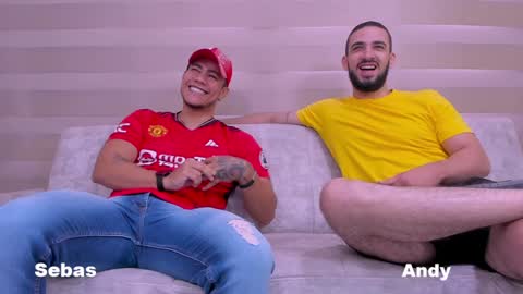 Snapshot of heteros_men chatting on January 10, 1:31 pm heteros men online show from January 10, 1:31 pm