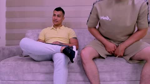 Snapshot of heteros_men chatting on January 30, 1:42 pm heteros men online show from January 30, 1:42 pm