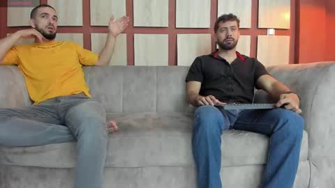 Snapshot of heteros_men chatting on February 23, 2:32 pm heteros men online show from February 23, 2:32 pm