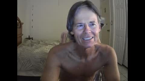 hewes1 online show from May 3, 12:13 am
