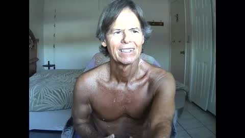 hewes1 online show from April 29, 11:37 am