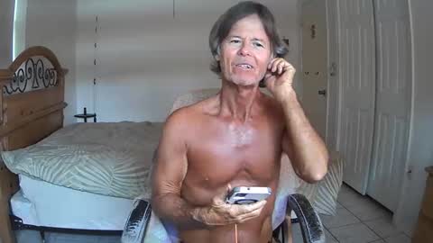 hewes1 online show from April 23, 8:00 pm