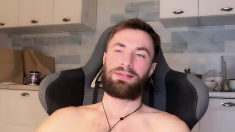 Arnold online show from April 10, 7:32 pm