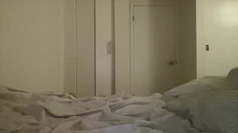 hey_guys32 online show from January 11, 6:39 am