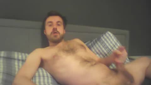 Snapshot of heythere9023 chatting on December 14, 8:02 am heythere9023 online show from December 14, 8:02 am
