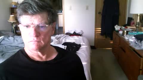 Snapshot of hg99too chatting on October 5, 3:49 pm hg99too online show from October 5, 3:49 pm