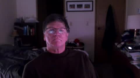 Snapshot of hg99too chatting on December 8, 3:13 pm hg99too online show from December 8, 3:13 pm
