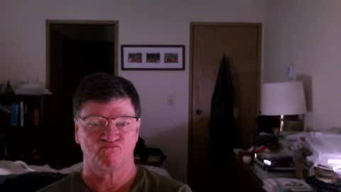 Snapshot of hg99too chatting on February 8, 3:10 pm hg99too online show from February 8, 3:10 pm