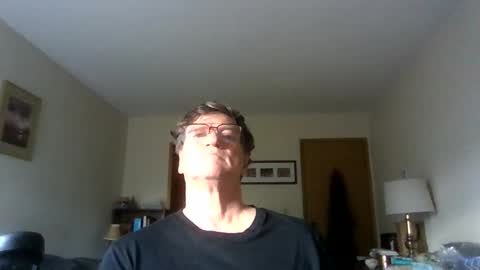 Snapshot of hg99too chatting on October 30, 3:35 pm hg99too online show from October 30, 3:35 pm