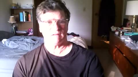 Snapshot of hg99too chatting on October 6, 4:00 pm hg99too online show from October 6, 4:00 pm