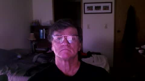 Snapshot of hg99too chatting on October 28, 3:14 pm hg99too online show from October 28, 3:14 pm