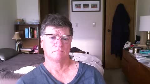Snapshot of hg99too chatting on September 10, 2:59 pm hg99too online show from September 10, 2:59 pm