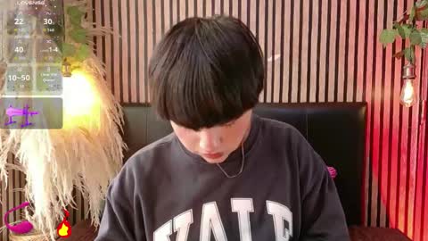 hiddenhotcake online show from April 6, 7:25 pm