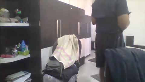 himanshukkkkkk online show from April 12, 9:00 am