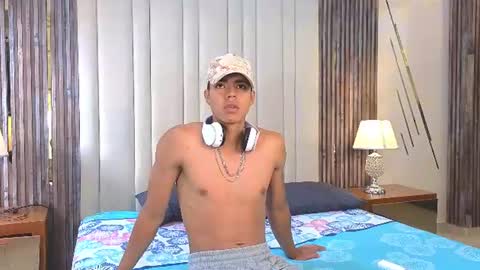 hiro_ring online show from June 25, 1:16 pm