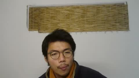 Snapshot of hirvirdish chatting on December 7, 12:35 pm Taick online show from December 7, 12:35 pm