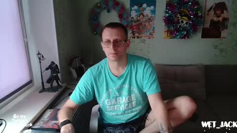Snapshot of hlestus chatting on December 21, 8:28 am Wet Jack online show from December 21, 8:28 am