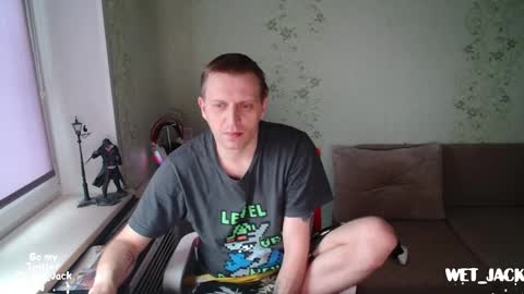 Snapshot of hlestus chatting on February 11, 6:40 am Wet Jack online show from February 11, 6:40 am