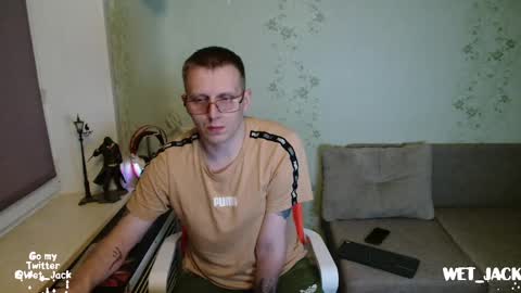 Snapshot of hlestus chatting on February 18, 8:37 pm Wet Jack online show from February 18, 8:37 pm