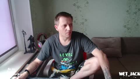 Snapshot of hlestus chatting on February 8, 6:54 am Wet Jack online show from February 8, 6:54 am