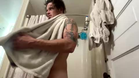 hoginthegame8 online show from November 11, 4:50 am