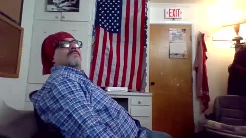 Snapshot of hoglegg99384194 chatting on March 7, 9:18 am hoglegg99384194 online show from March 7, 9:18 am