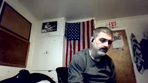 Snapshot of hoglegg99384194 chatting on September 20, 9:20 am hoglegg99384194 online show from September 20, 9:20 am