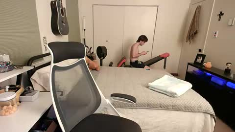 holdmybock online show from February 8, 6:30 am