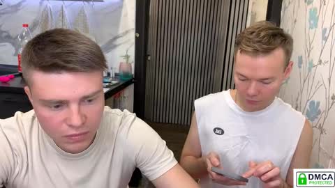 Snapshot of holy_eggs_00 chatting on September 19, 5:57 pm holy_eggs_00 online show from September 19, 5:57 pm