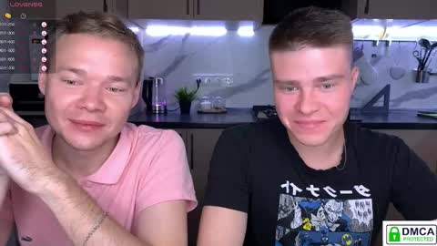 Snapshot of holy_eggs_00 chatting on September 23, 6:51 pm holy_eggs_00 online show from September 23, 6:51 pm