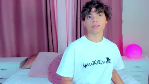 honeymoon_sariel online show from March 6, 1:52 pm