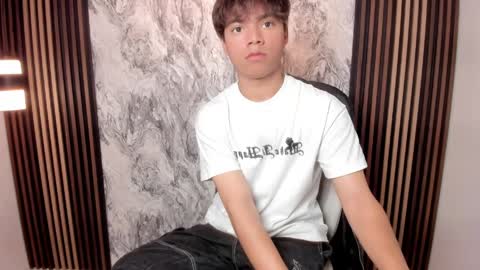 honeymoon_sariel online show from April 27, 2:13 pm