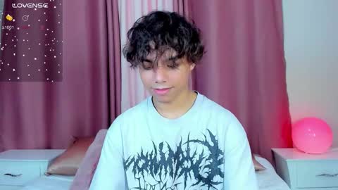 honeymoon_sariel online show from March 9, 1:38 pm