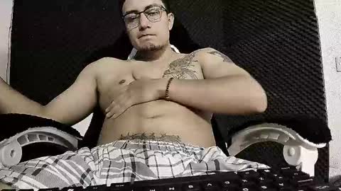 robiin online show from November 8, 10:13 pm