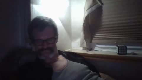 joey online show from May 10, 11:11 am