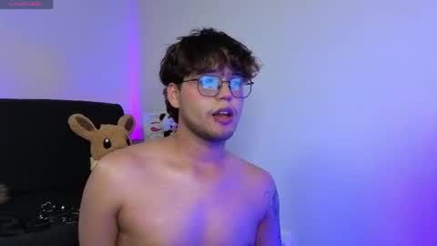 Eduardo online show from April 12, 7:37 pm