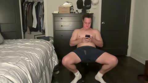 Snapshot of horny0g chatting on November 1, 7:45 am horny0g online show from November 1, 7:45 am