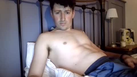 horny18_uk online show from February 15, 10:40 pm