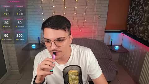 Jonathan online show from September 21, 2:23 am