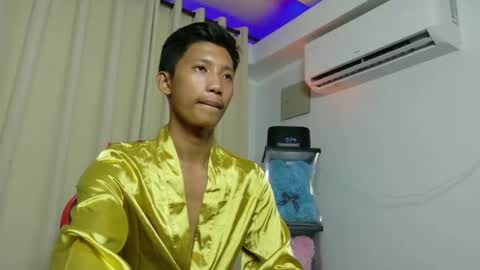 ROGER online show from November 2, 1:04 pm