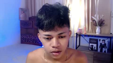 horny_joshxxx online show from May 15, 12:52 am